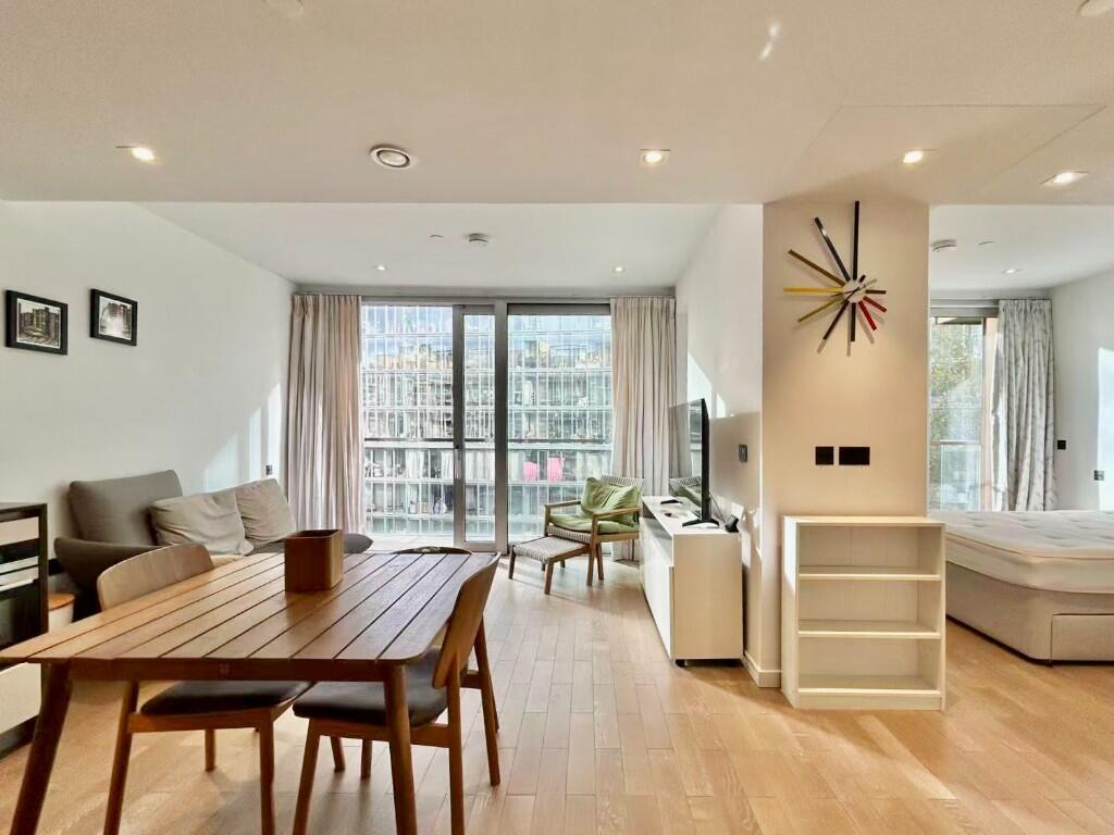 Main image of property: Aurora Gardens, London, SW11