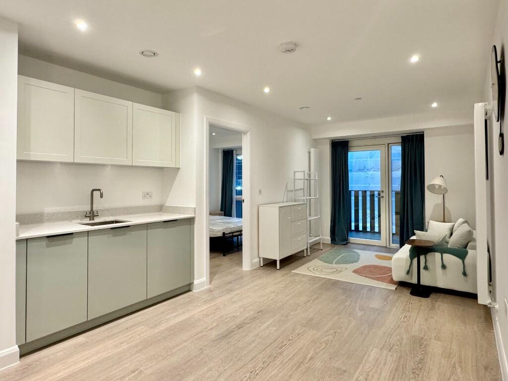 Main image of property: Eden Place, London, E16