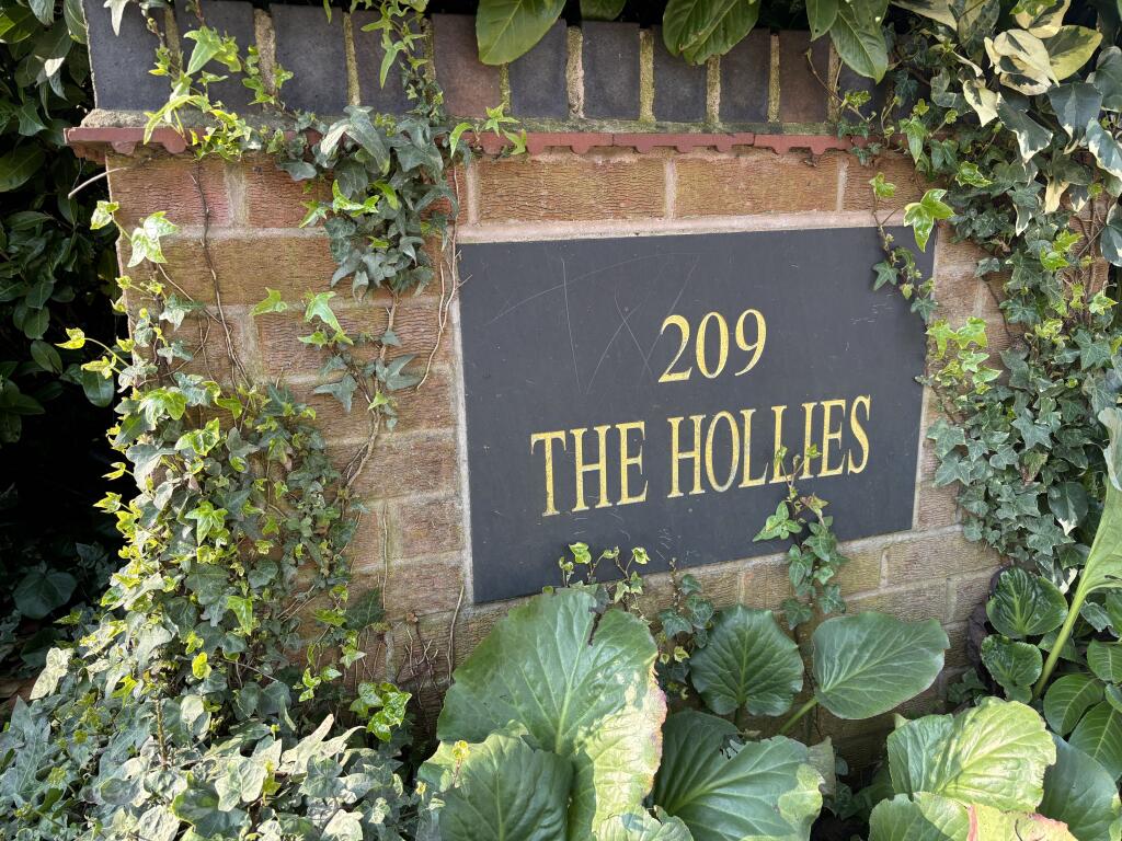 Main image of property: The Hollies, 209 London Road, Leicester