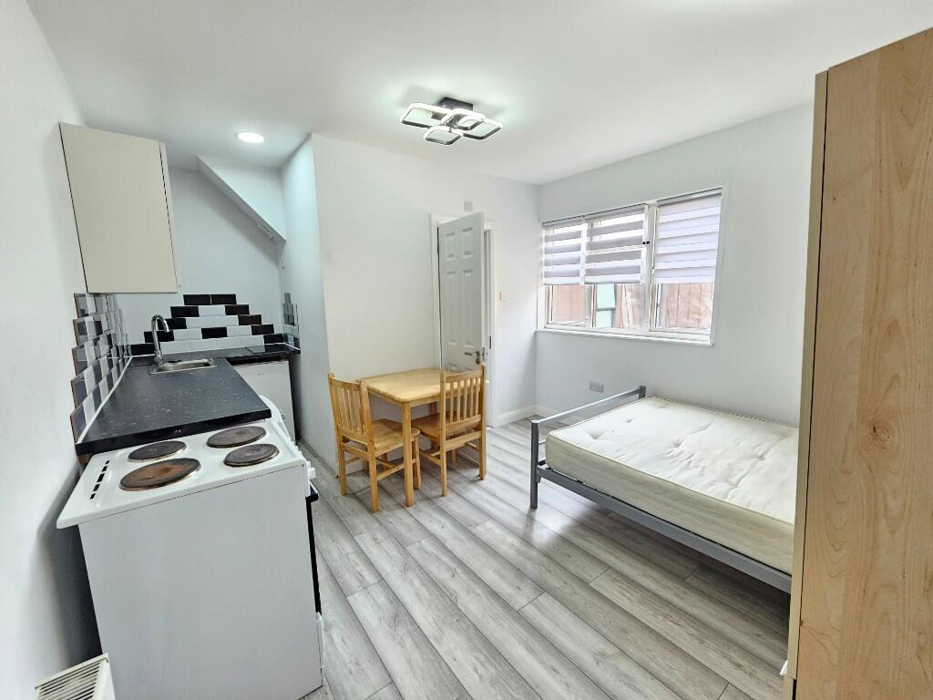 Main image of property: Seven Sisters Road, London, N4