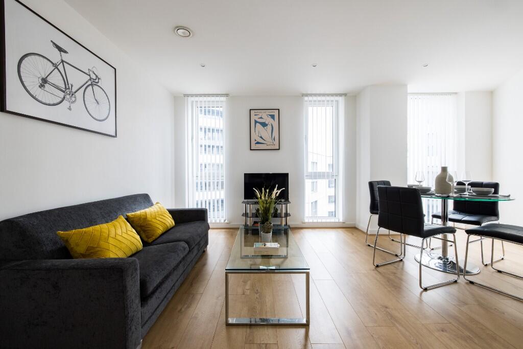 Main image of property: Britannia Walk, London, N1