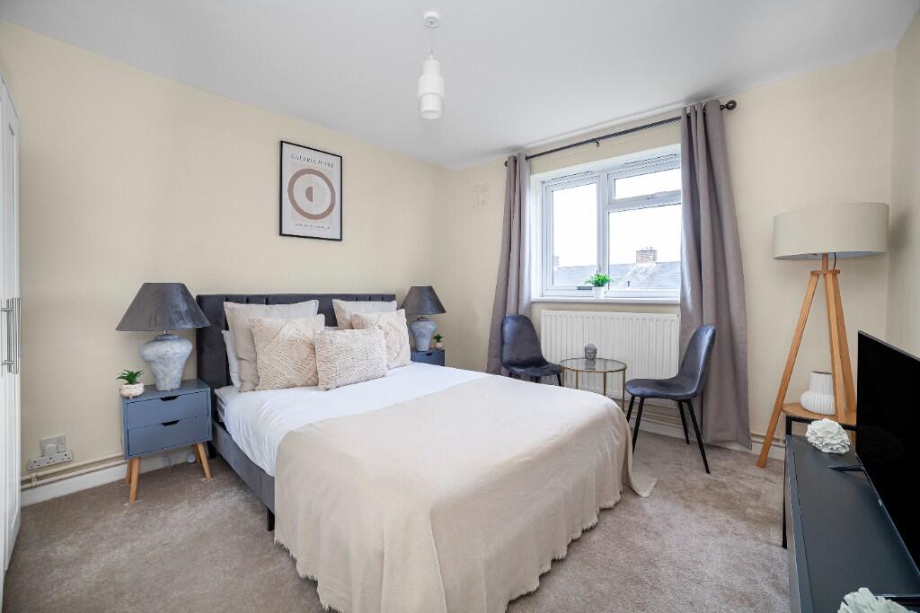 Main image of property: Morris Gardens, London, SW18