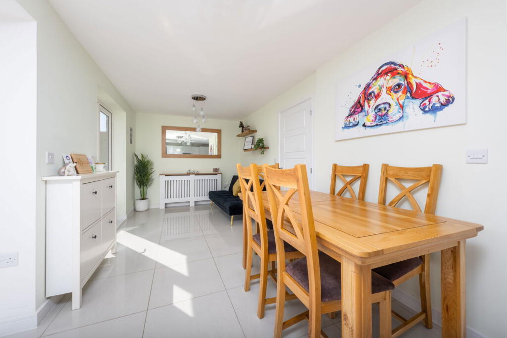 Main image of property: Sunshine Corner Avenue, Aylesham, Canterbury, CT3 3EN