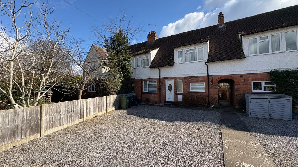Main image of property: Bordon Place, Stratford-Upon-Avon, 1495CV37