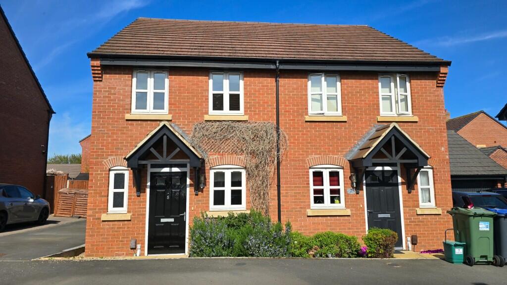 Main image of property: Barley Close, Stratford-Upon-Avon CV37