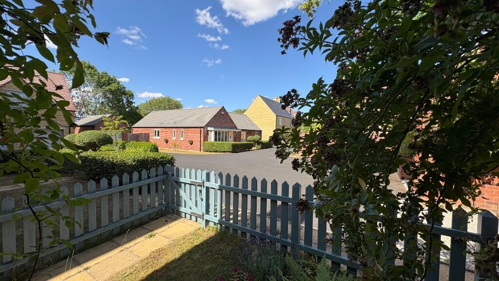 Main image of property: Ridge Close, Chipping Campden, Gloucestershire, GL55