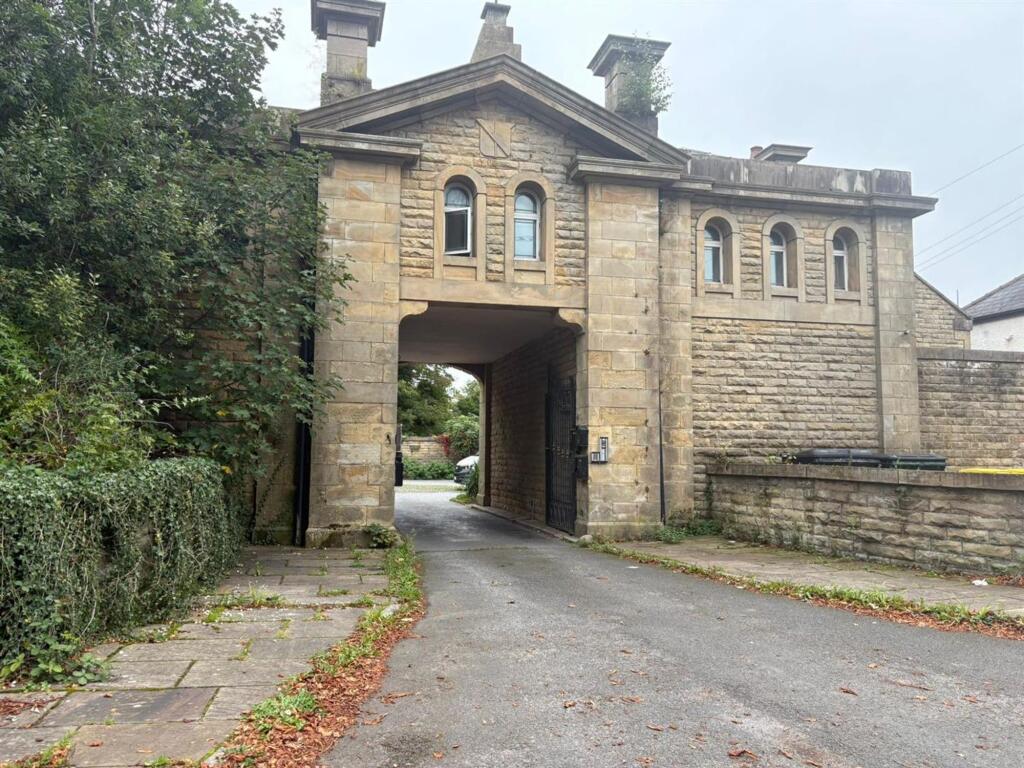 Main image of property: Pedders Lane, Ashton-On-Ribble, PR2