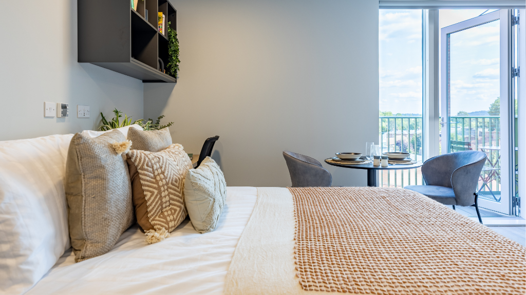 Main image of property: Central Guildford Premium Studio | 5 minutes from Guildford railway station | £800 CREDIT towards your rent.