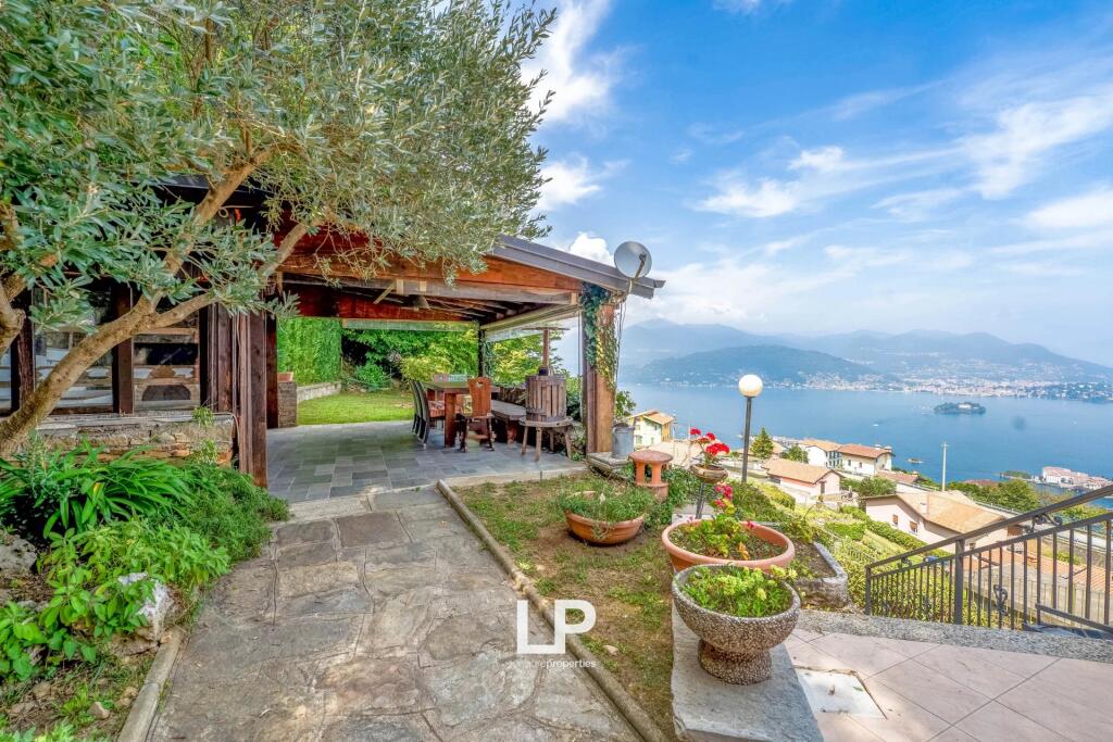 Main image of property: Piedmont, Verbano-Cusio-Ossola, Stresa