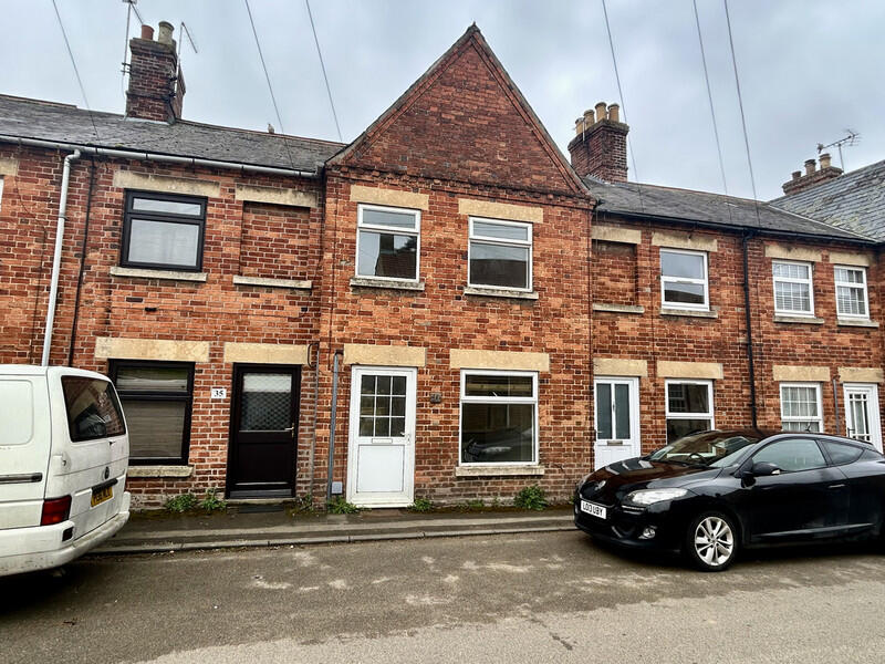 Main image of property: High Street, NG33