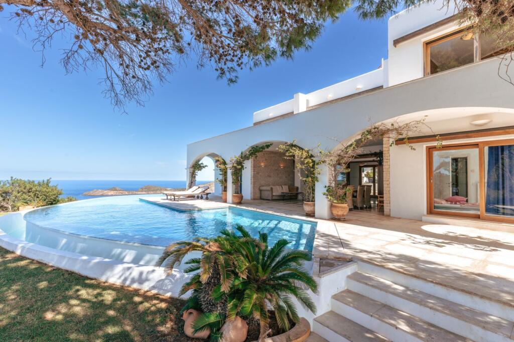 Main image of property: Balearic Islands, Ibiza, Santa Eulària Des Riu