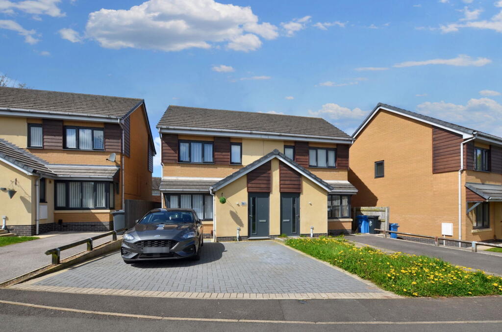 Main image of property: Halton Brook Avenue, Runcorn