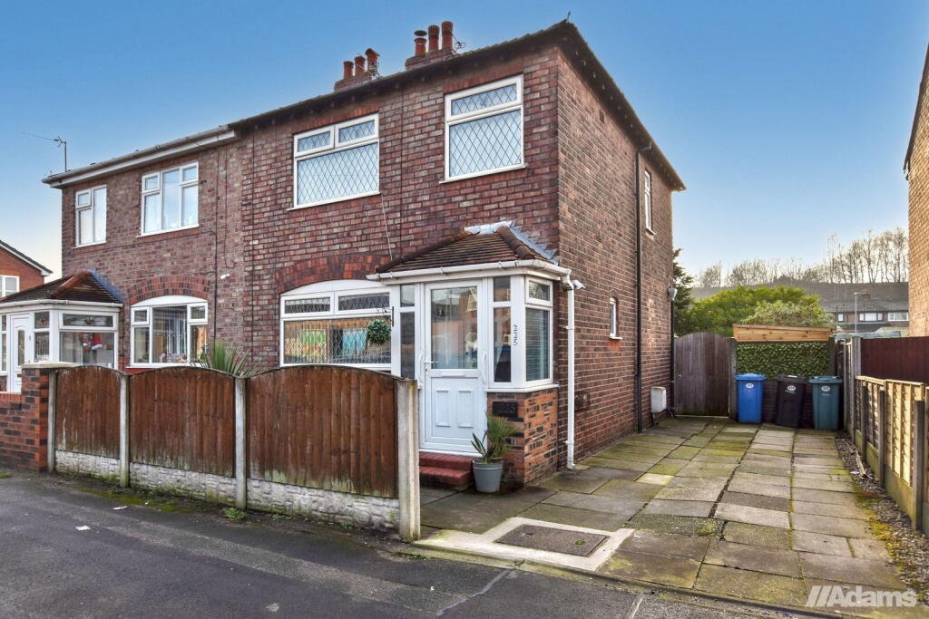 Main image of property: Thelwall Lane, WA4