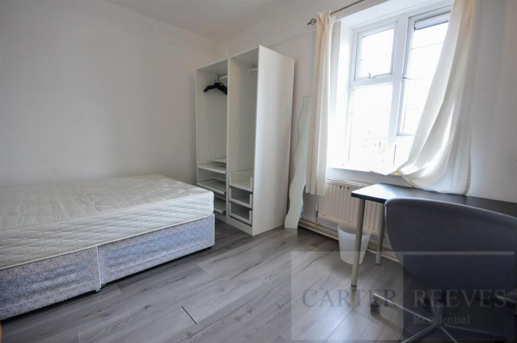 Main image of property: Clarence Way, London