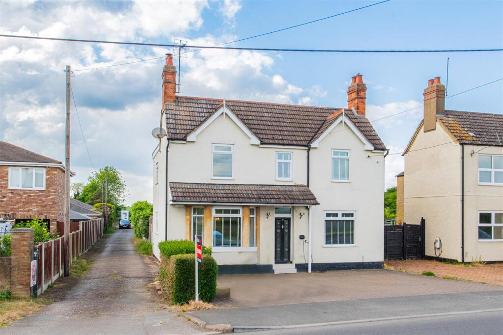 Main image of property: Thrapston Road, Finedon