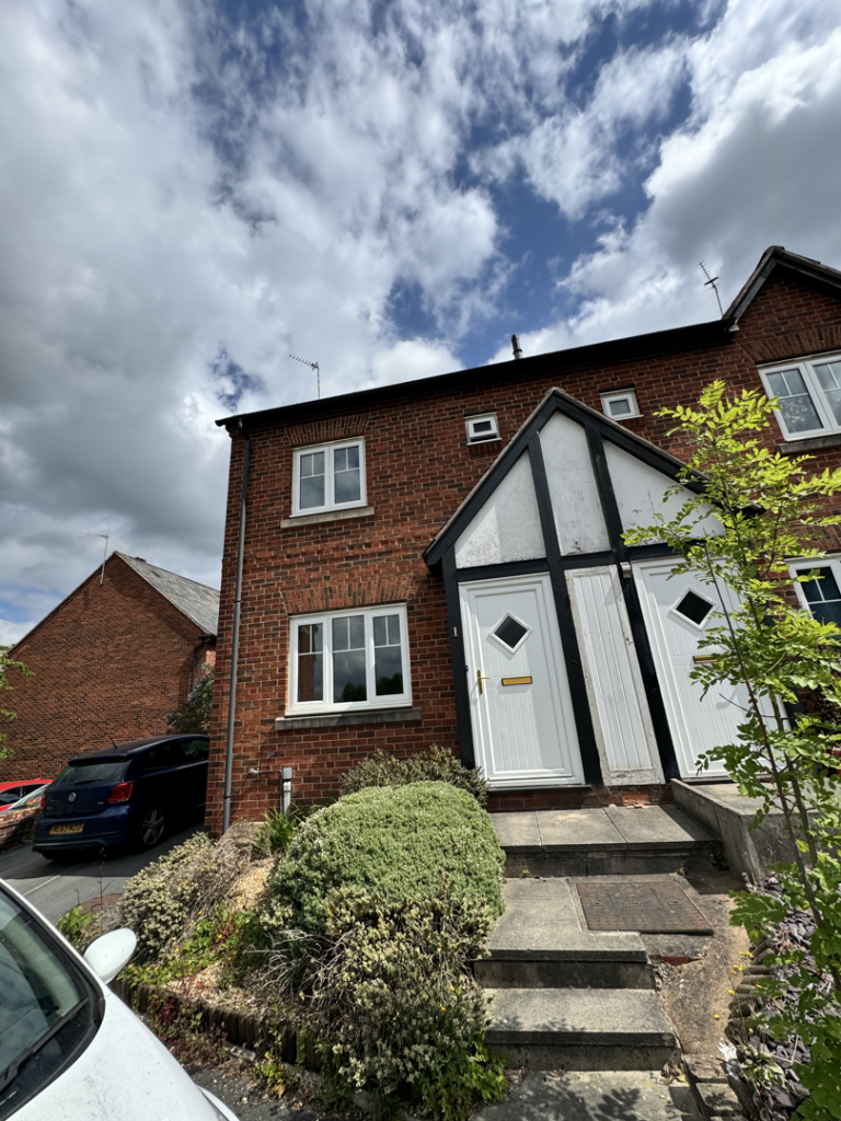 Main image of property: Commongate, Macclesfield