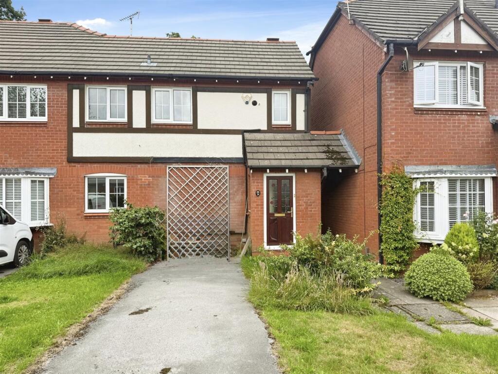 Main image of property: Home Farm Avenue, Macclesfield