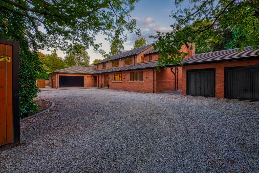 Main image of property: Vicarage Lane, Westhead, L40