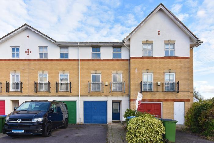 Main image of property: Princess Alice Way, London, SE28
