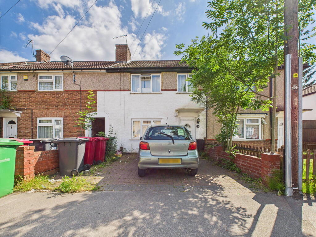Main image of property: Broadmark Road,Slough,SL2 5PS