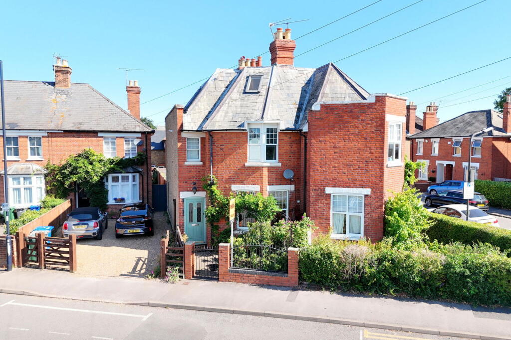 Main image of property: St. Marks Road,Maidenhead,SL6 6DL