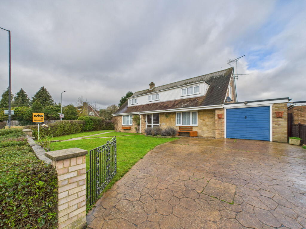 Main image of property: Highfield Lane, Maidenhead, SL6