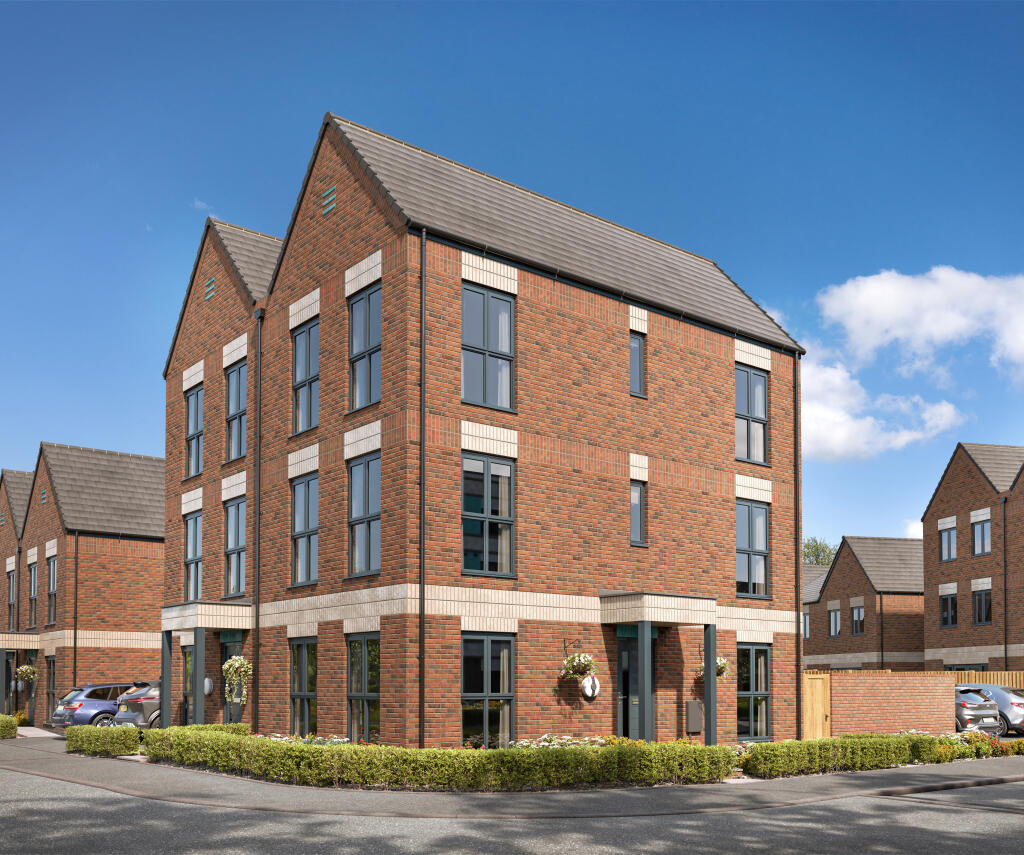 4 bedroom semi-detached house