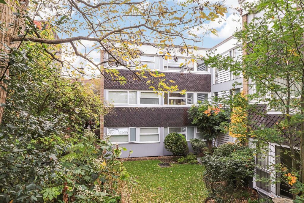 Main image of property: Highsett, Cambridge, CB2