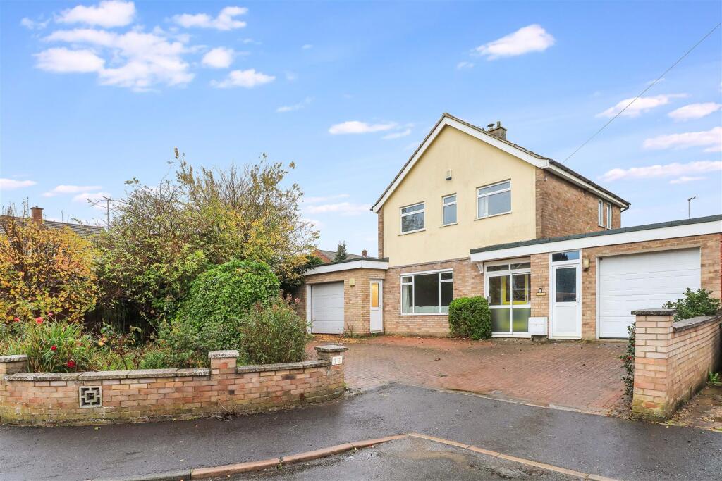 Main image of property: Crowthorne Close, Cambridge, CB1