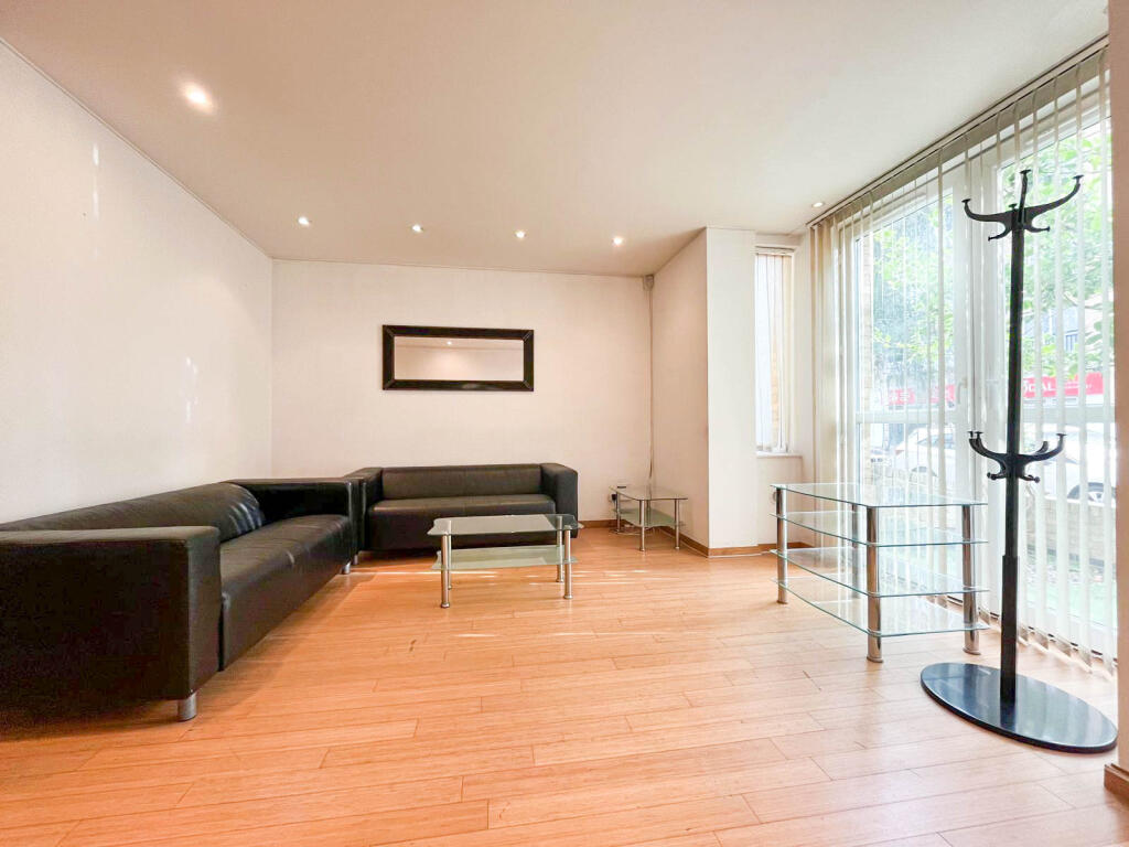 Main image of property: Westferry Road, Canary Wharf, London, E14 3RS
