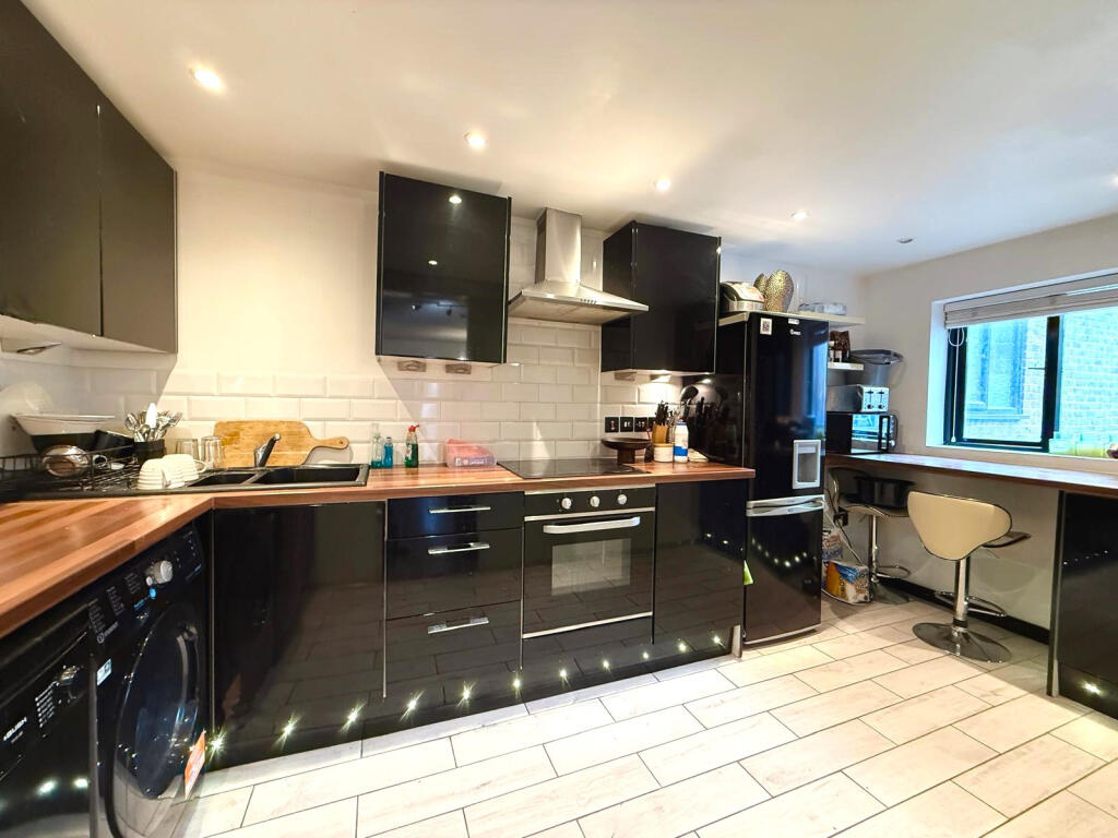 Main image of property: Bridge House Quay, London, E14