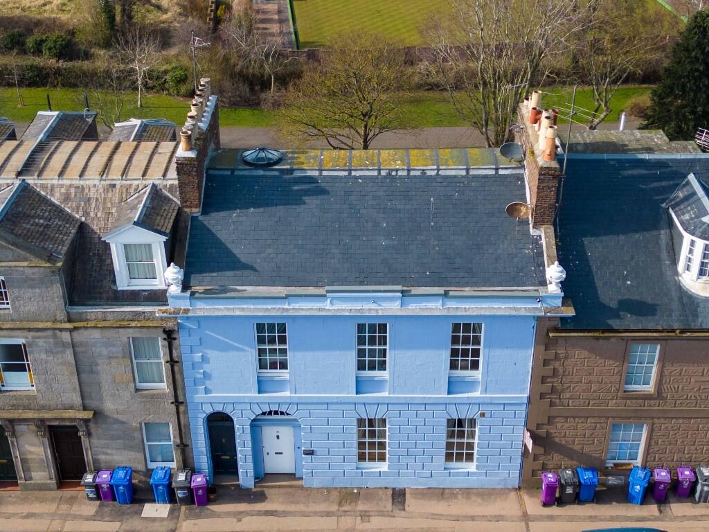 4 bedroom town house