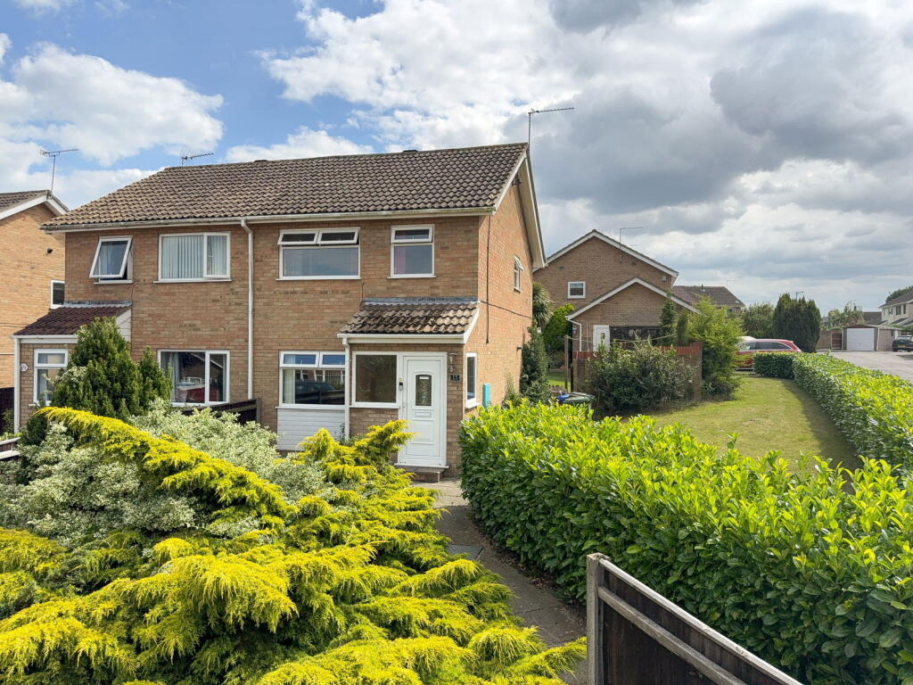 Main image of property: Stobart Close, Beccles, NR34 9LT