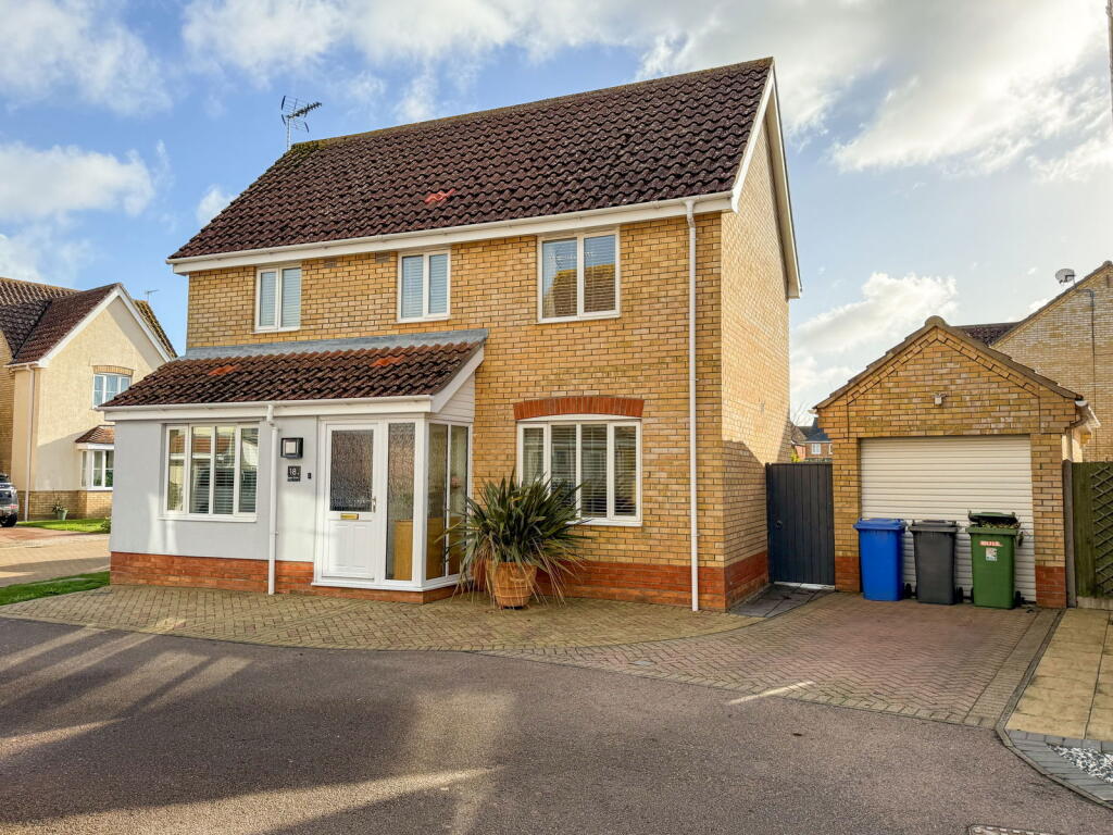 Main image of property: Galley Close, Carlton Colville, Lowestoft, NR33 8GX