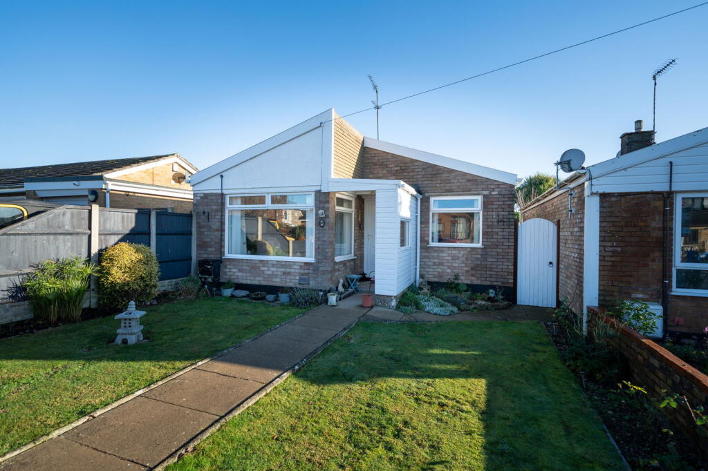 Main image of property: Rock Road, Lowestoft, NR32 3NZ