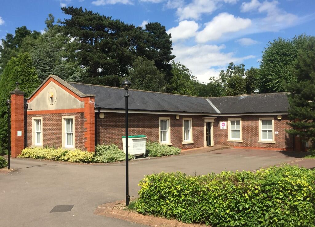 Main image of property: 15 Lansdown Road, Cheltenham, GL50 2JA