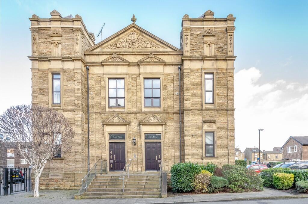 Main image of property: Commercial Street, Morley
