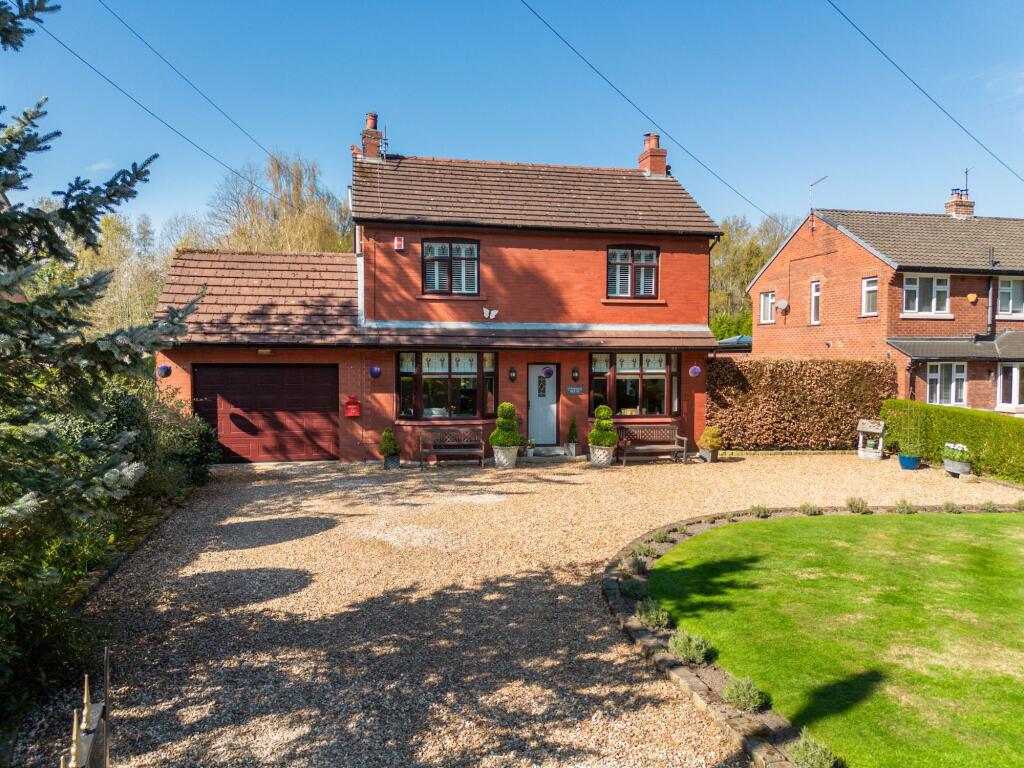 Main image of property: Liverpool Road, Rufford, L40