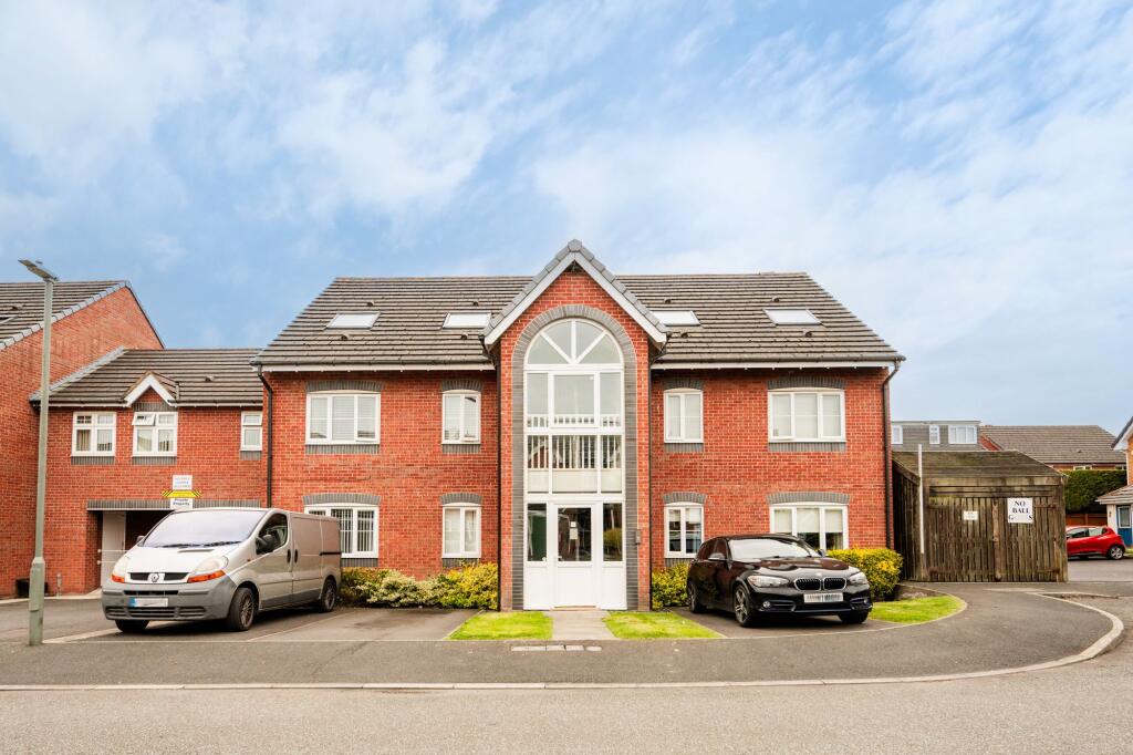 Main image of property: Parkside Avenue, Skelmersdale, WN8