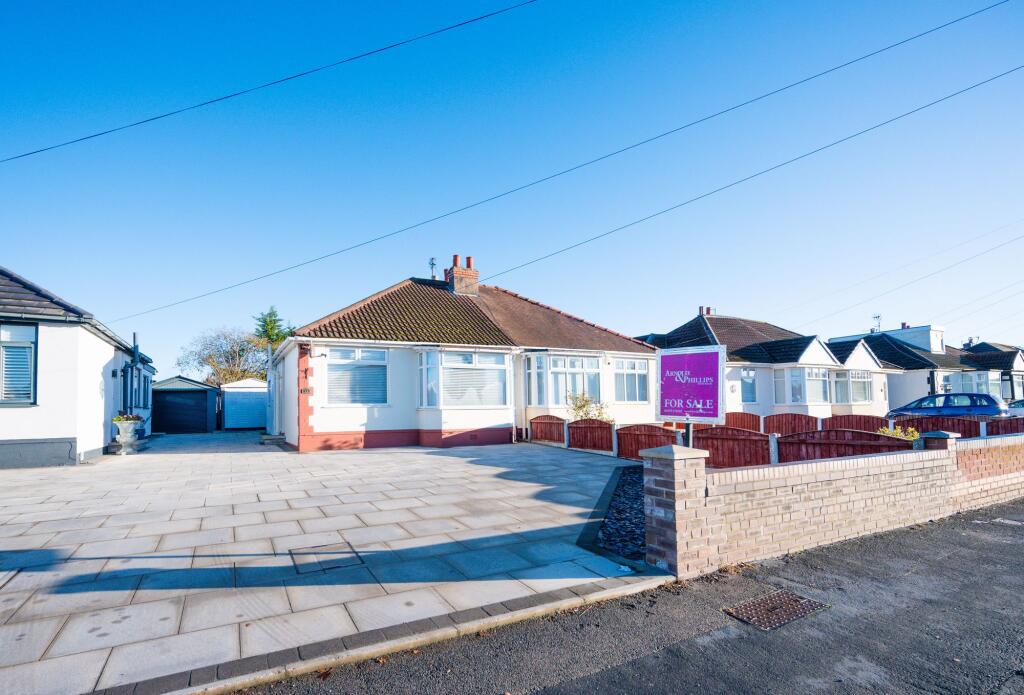 Main image of property: Moss Lane, Maghull, L31