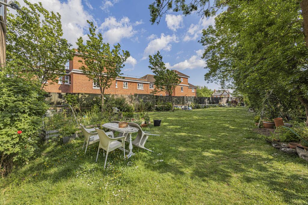 Main image of property: York Hill, London, SE27