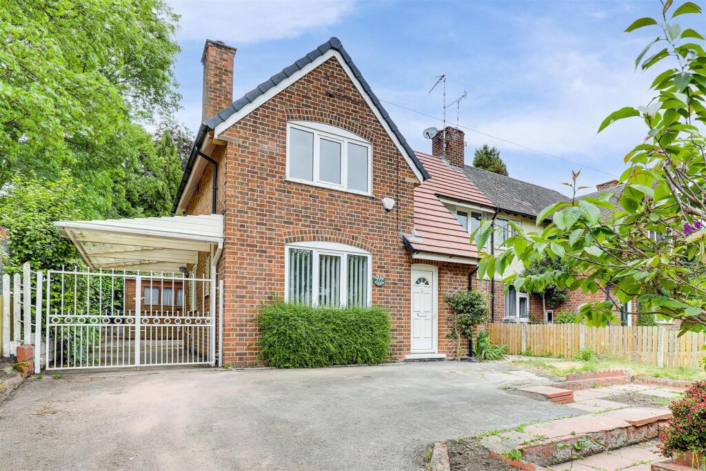 Main image of property: Mansfield Road, Woodthorpe, Nottingham, NG5 3FG