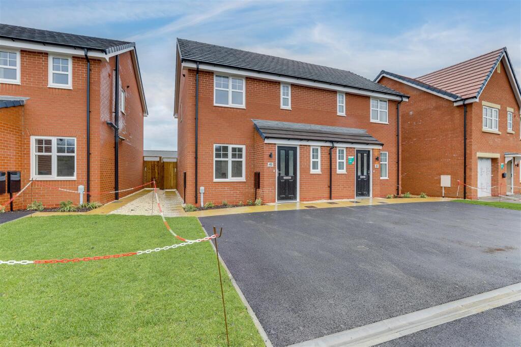 Main image of property: Stag Drive, Calverton, Nottingham, NG14 6TF