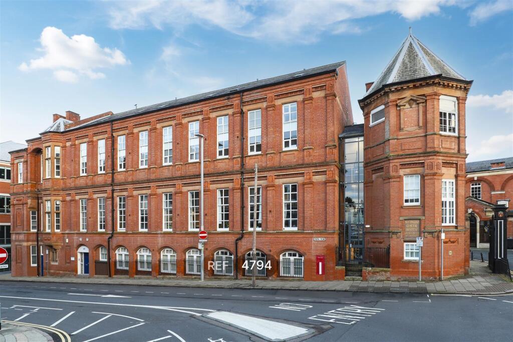 Main image of property: Charles House, Park Row, Nottingham, NG1 6GR