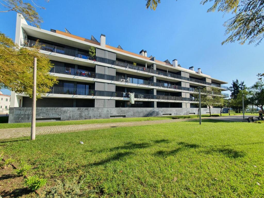 Main image of property: Setúbal, Barreiro