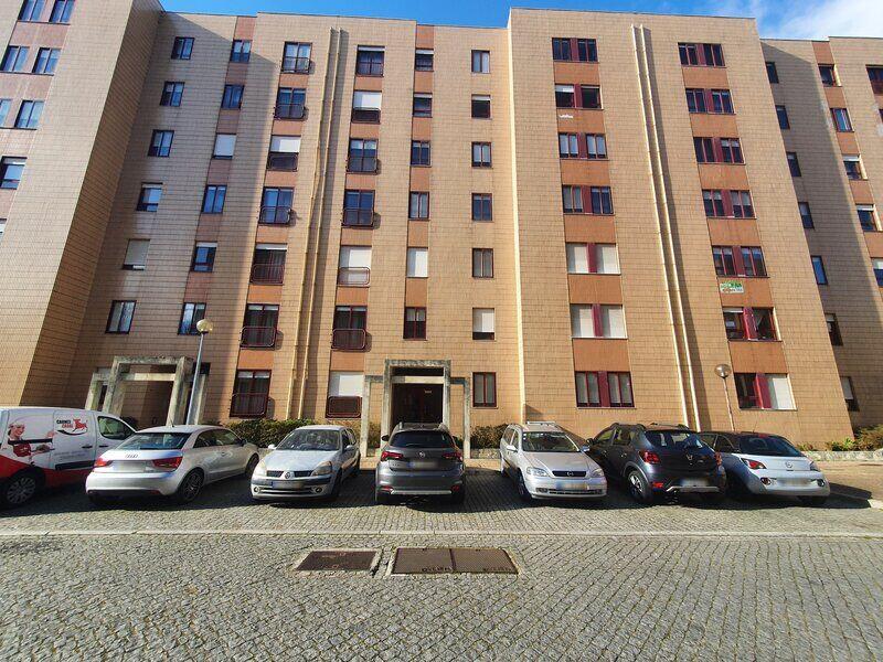 Main image of property: Oporto, Maia