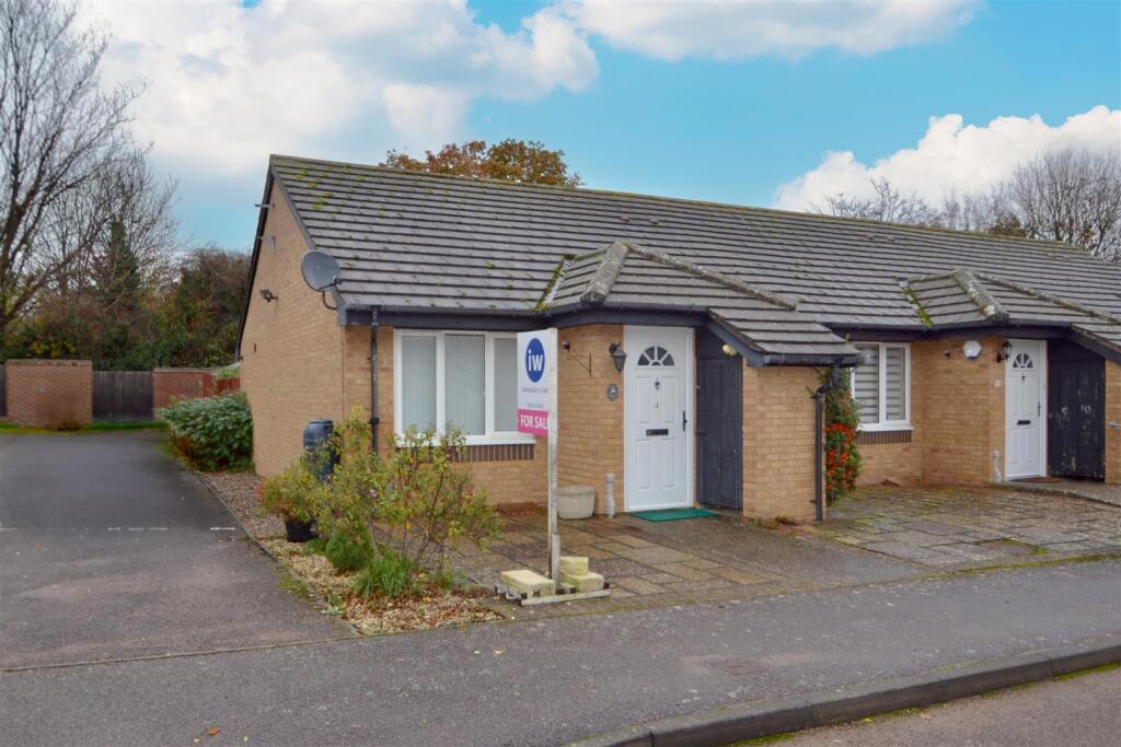 Main image of property: Mill Close, Buntingford