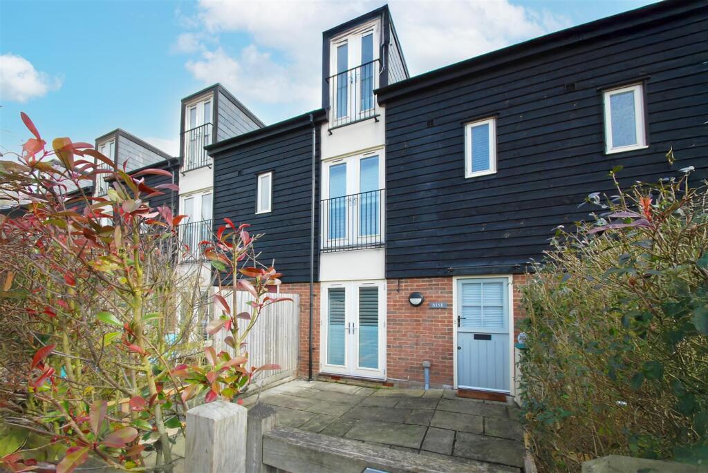 Main image of property: Bell Barns, Buntingford