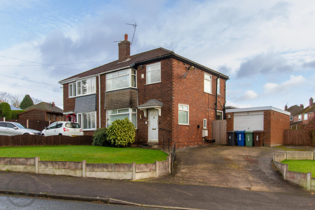 Main image of property: Parkfield Drive, Tyldesley, Manchester, Greater Manchester, M29 8NR