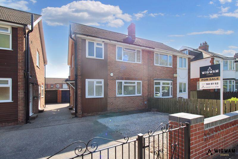Main image of property: Pickering Road, Hull, HU4